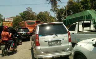 KECELAKAAN BOYOLALI : Ampel Macet Parah, Sudah 3 Jam Kendaraan Tak Bergerak