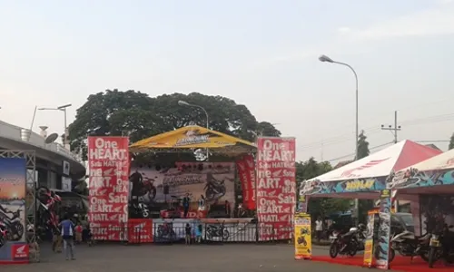 MOTOR TERBARU MADIUN : All New Honda CB150R Diperkenalkan di Stadion Wilis, O.M. Kharisma Bintangnya...