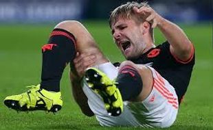 PEMAIN CEDERA : Kaki Patah, Luke Shaw Banjir Simpati