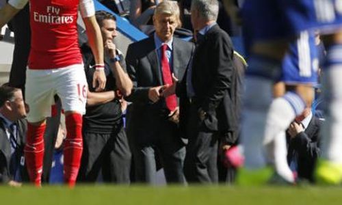 CHELSEA VS ARSENAL : Mourinho Sebut Wenger Selalu Mengeluh