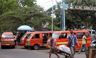 PENATAAN TRANSPORTASI SOLO : 59% Angkuta di Solo Masih Milik Privat