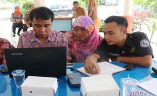 TEKNOLOGI INFORMASI : Wow, Sudah 52 Desa Bojonegoro Punya Website!