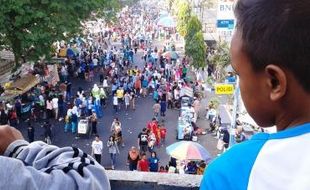 CAR FREE DAY MADIUN : Kotoran Anjing di CFD Madiun Tak Dibersihkan, Pencinta Anjing Dikecam