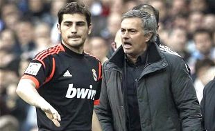 HUBUNGAN MOURINHO-CASILLAS : Datang Tak Disambut, Pulang Tak Diantar