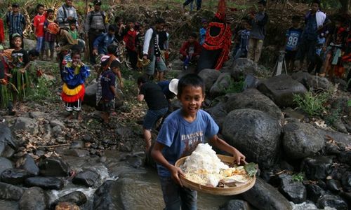 Foto Festival Air Digelar di Sumber Podang