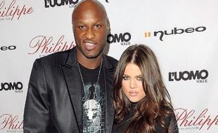 KABAR ARTIS : Khloe Kardashian Batalkan Perceraian dengan Lamar Odom