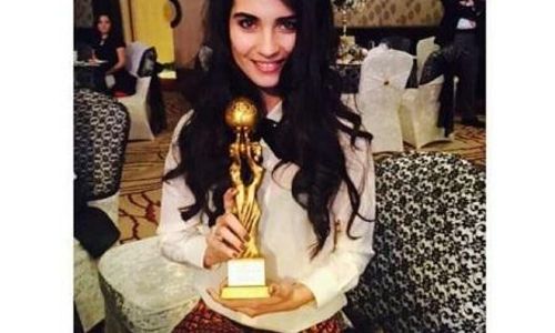 CINTA ELIF ANTV : Wow, Lewat “Cinta Elif” Tuba Buyukustun Raih 5 Penghargaan!