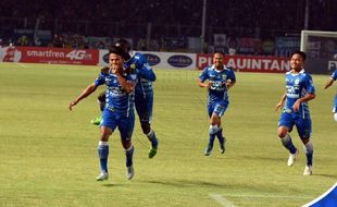 FINAL PIALA PRESIDEN 2015 : Menang, Persib Total Gondol Rp4,2 Miliar