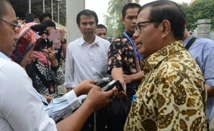 RESHUFFLE KABINET JOKOWI : Seskab: Presiden Tak Pernah Suruh Bikin Rapor Kinerja Menteri