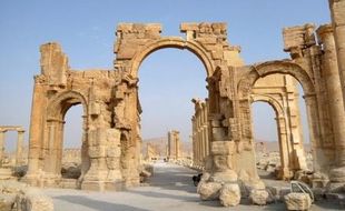 TEROR ISIS : ISIS Hancurkan Monumen Utama Kota Kuno Palmyra