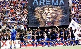 DUKUNGAN SUPORTER : Pasoepati Minta Aremania Tidak Keluarkan Chant Rasis