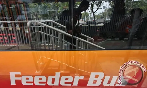  TRANSPORTASI UMUM : Asyik, Rute Feeder Kampus Undip-Unnes Diperpanjang