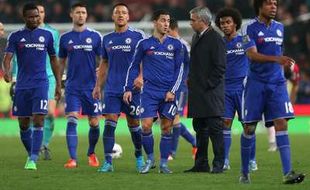 LIGA INGGRIS 2015/2016 : Chelsea Kalah Lagi, Mourinho: Empat Besar Telah Hilang