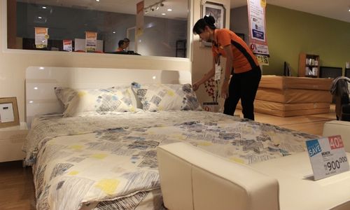 BISNIS MEBEL : Dongkrak Penjualan, Toko Furnitur Gencar Gelar Promo