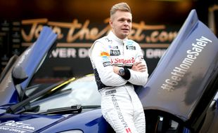 FORMULA ONE : McLaren Depak Magnussen Saat Berulang Tahun ke-23