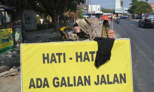 PENATAAN SOLO BARU SUKOHARJO : Kawasan Patung Kuda Jadi Lokasi PKL