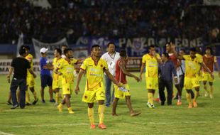 PIALA PRESIDEN 2015 : Persib Vs Sriwijaya FC: Ini Nazar Tibo Kalahkan Maung Bandung