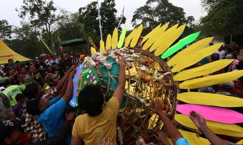 AGENDA BUDAYA SOLO : 1.000 Apam untuk Tolak Balak Banjir