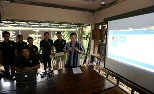 INDUSTRI KREATIF SOLO : Anak Muda Solo Kembangkan Platform Pemasaran Digital