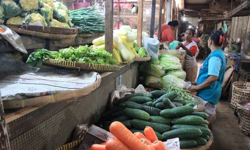 HRGA KEBUTUHAN POKOK : Panen Raya, Harga Sayuran di Solo Turun Drastis