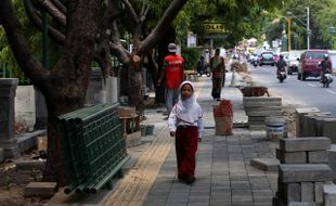 FASILITAS PUBLIK SOLO : Parkir Kendaraan di Jl. Kartini Dipindah di Sisi Barat