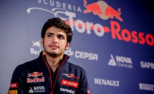 FORMULA ONE 2016 : Sainz Dipagari dari Incaran Mercedes