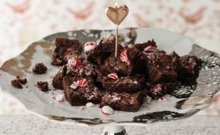 RESEP MASAKAN : Tak Ganggu Diet, Ini Cara Bikin Dark Chocolate Peppermint Brownies