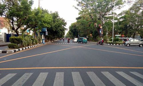 LALU LINTAS SOLO : Inilah Penjelasan Yellow Box Junction, Garis Kuning di Perempatan