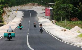 Piknik Pakai Motor? Ingat Hal Ini