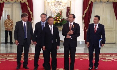 SEPAK BOLA INDONESIA : PSSI Kecewa Tak Diajak Ke Istana