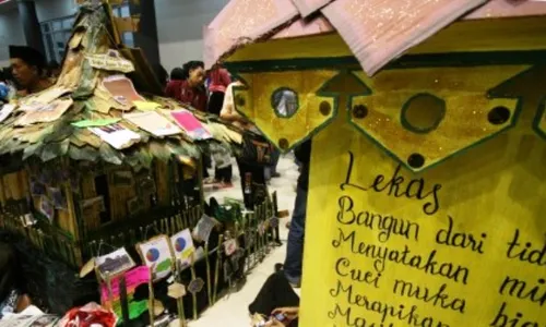 Foto Kontes Mading 3D Digelar di Kediri