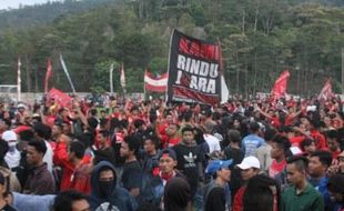 PLUMBON CUP 2015 : Teror Suporter Persis Bikin DAS Ketakutan