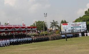 HARI PAHLAWAN : Presiden Jokowi: Indonesia di Jalan Perubahan