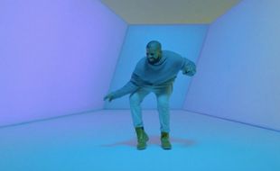 MV HOTLINE BLING : Ini Tarian “Absurb” Drake yang Picu Gelombang Parodi