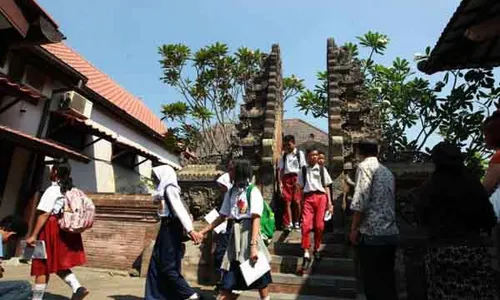 MUSEUM SONOBUDOYO : Penyelidikan Hilangnya Topeng Emas Sonobudoyo Masih Berjalan