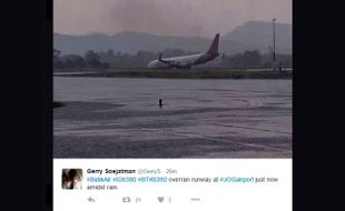 PESAWAT BATIK AIR TERGELINCIR : Batik Air Keluar Runway Diduga Bukan Karena Hujan