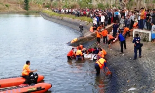 WARGA TENGGELAM : Pelajar SMKN 1 Kota Madiun Tenggelam di Waduk Segaran seusai Berlatih Silat