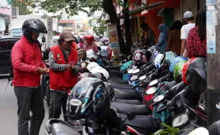 PENATAAN PARKIR SOLO : Alat Elektronik Rusak, Parkir Kembali Manual