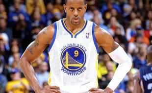 NBA 2015/2016 : 7 Poin Iguodala Bikin Warriors Menang Atas Bucks