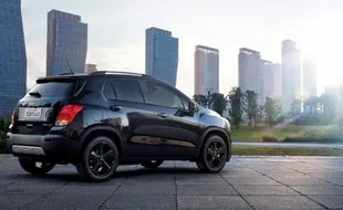 MOBIL CHEVROLET: Tampil Spesial Serba Hitam, Trax Makin Misterius