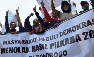 PILKADA 2015 : Gugatan Pilkada Ponorogo Ditolak MK