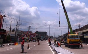 FLY OVER PALUR : Mengejar "Metropolitan" Mini di Fly Over Palur