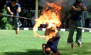 FOTO HUT SATPAM : Satpam Beraksi di Mapolres Jombang