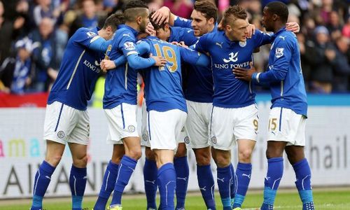 DUKUNGAN SUPORTER : Suporter The Foxes Berencana Boikot Laga Kontra Arsenal