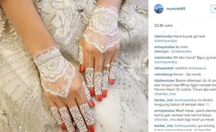 INSTAGRAM ARTIS : Ups, Henna Putih Nabila Syakieb Dikira Sarung Tangan