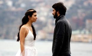 CINTA ELIF ANTV : Tayyar Bunuh Diri, Hubungan Elif dan Omer Renggang