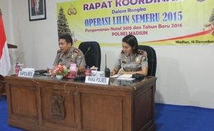 HARI NATAL 2015 : Polres Madiun Terjunkan 268 Personel Amankan 58 Gereja