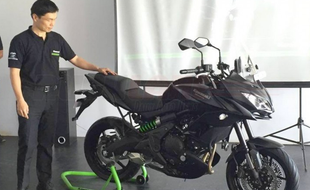 MOTOR BARU KAWASAKI : Kawasaki Versys 650 ABS Diluncurkan