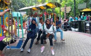 WISATA MALANG : Jatim Park Grup dan Taman Safari 2 Diserbu Pengunjung