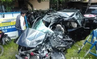 KECELAKAAN SUKOHARJO : Dijadikan Tersangka, Sopir Bus Agra Mas Menangis